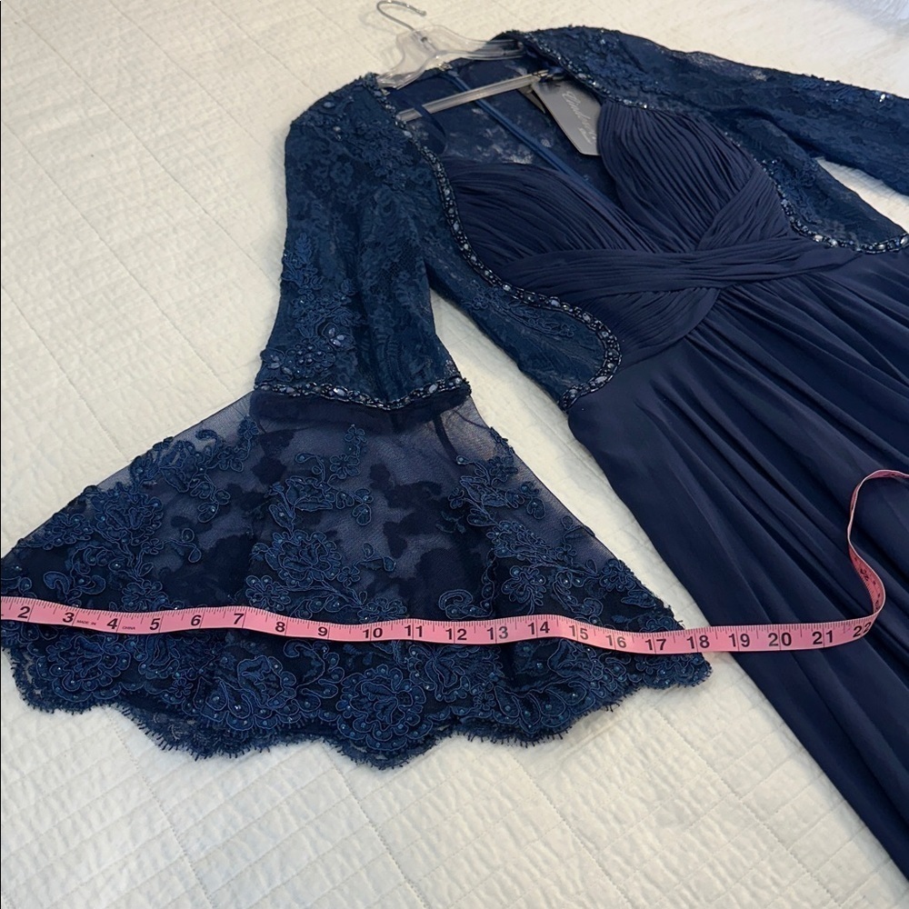 Cinderella Divine NWT 10 Navy Beaded Lace Chiffon Formal Evening Gown - Picture 6 of 7